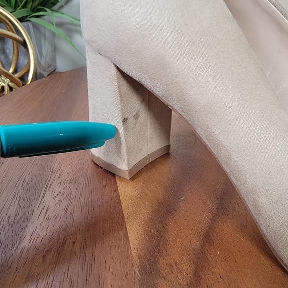 Kelly & Katie Liya Beige Block Heel Pumps Size 6.5 - Picture 6 of 17